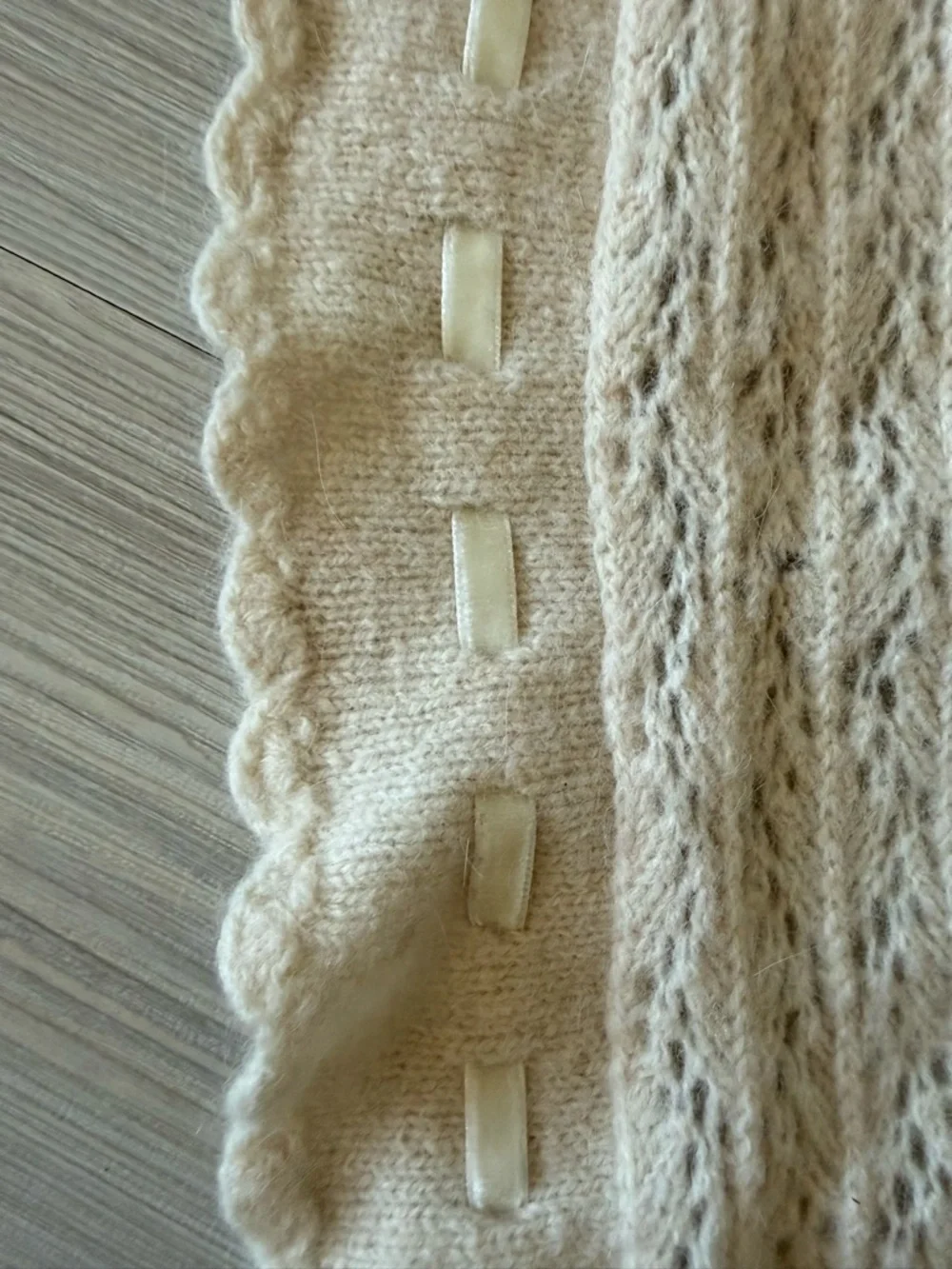 Feminine Coquette Cream Knit Scarf with Velvet Ribbon Detail